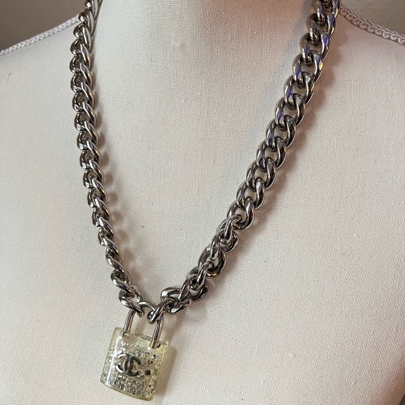 CHANEL Chain CC Padlock Necklace - Picture 2 of 7